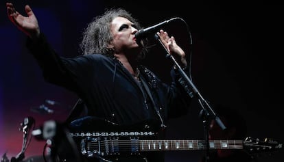  Concierto de The Cure en el Palau Sant Jordi. 