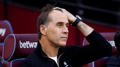 Julen Lopetegui en el banquillo del London Stadium, durante un partido contra el Ipswich Town, el 5 de octubre.