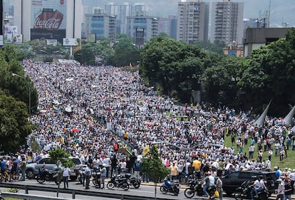 Miles de venezolanos protestaron este miércoles en contra del Gobierno de Nicolás Maduro.