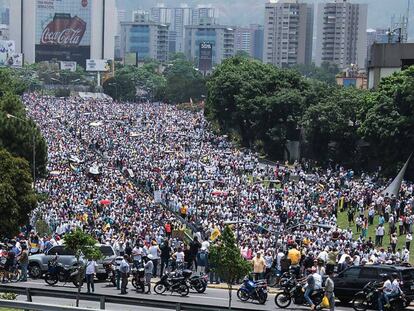 Miles de venezolanos protestaron este miércoles en contra del Gobierno de Nicolás Maduro.