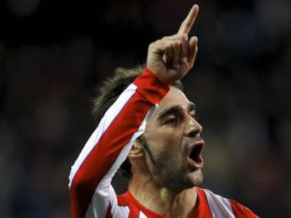 Adrián celebra un gol ante el Besiktas 