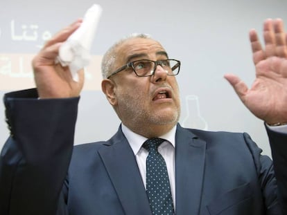 El primer ministro marroquí y líder del Partido Justicia y Desarrollo, Abdelilah Benkirane, anuncia el programa de campaña este lunes en Rabat.