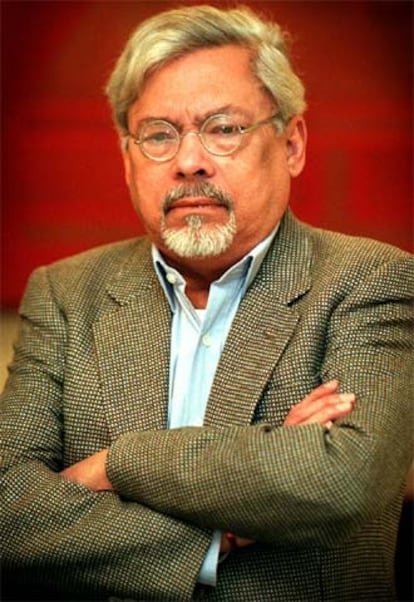 El escritor cubano Guillermo Cabrera Infante en 1999.