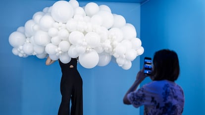 El Balloon Museum presenta ‘Pop Air’, una exposició dedicada l’art inflable, al Palau Victòria Eugènia.