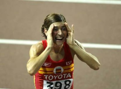 Mayte Martnez, tras su tercer puesto en los 800 metros.