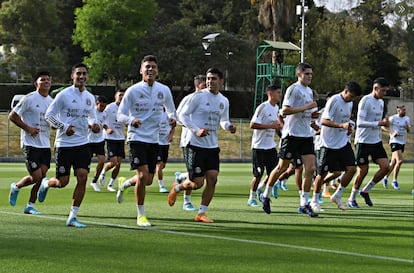 Eliminatorias Qatar 2022: Los jugadores mexicanos durante un entrenamiento previo al juego contra Estados Unidos