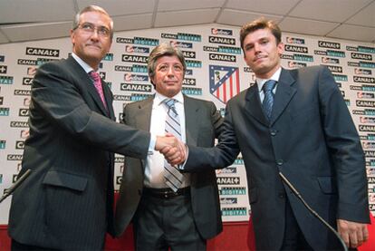 Presentación de Gregorio Manzano como entrenador del Atlético en 2003.