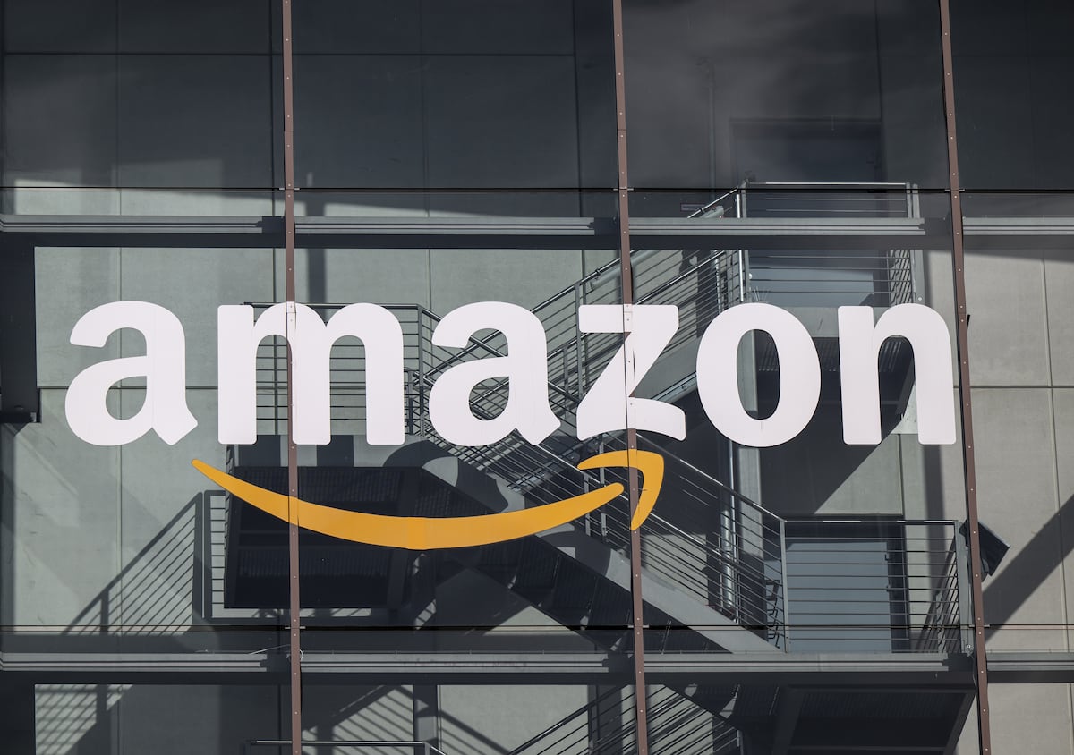 Amazon acuerda reducir los despidos del ERE en Barcelona hasta los 791 empleados