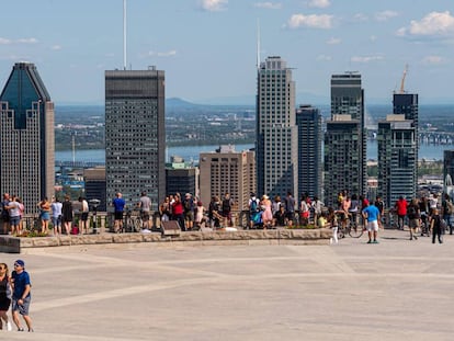El 'skyline' de Montreal desde el Belvedere Camillien-Houde, en el parque Mont-Royal.