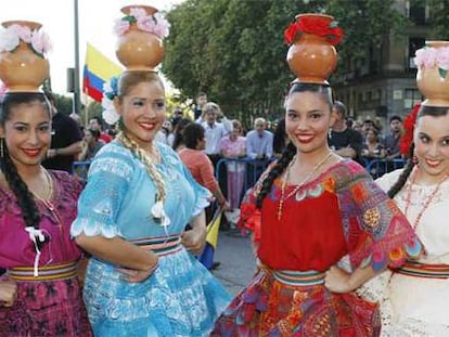 Cientos de personas participan en VivAmérica