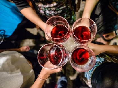 Brinde em um evento de Wine It, empresa especializada em feiras relacionadas com o mundo do vinho, no Rio de Janeiro.