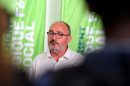 Jean-Laurent Félizia, el candidato de la izquierda en la región francesa de Provenza-Alpes-Costa Azul, este lunes en Marsella.