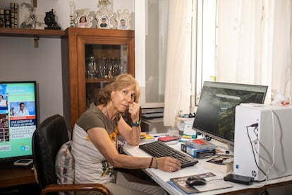 María Teresa, vecina de la colonia de los bomberos.