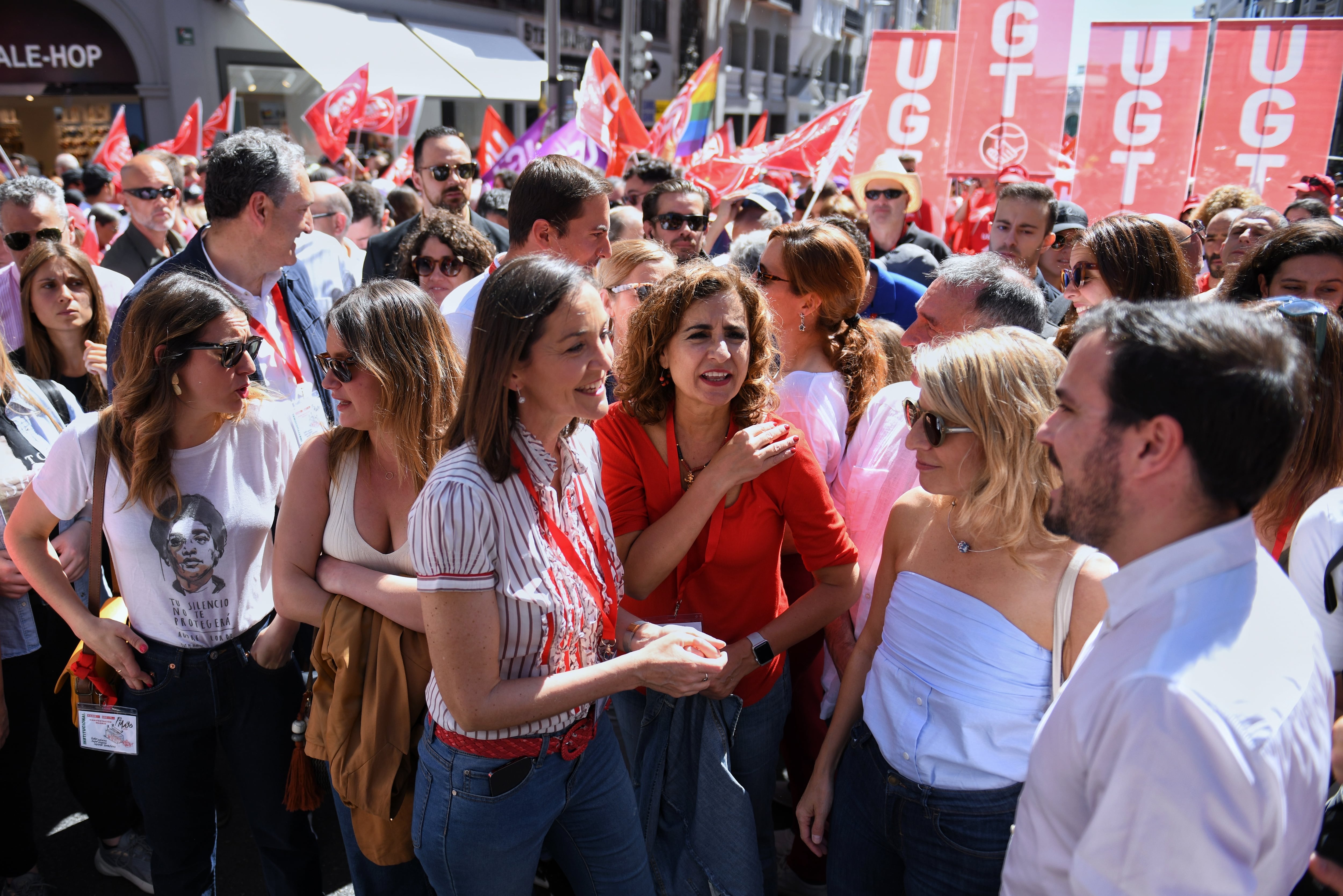 La izquierda alternativa regresa a su eterno dilema: cómo lidiar con el PSOE