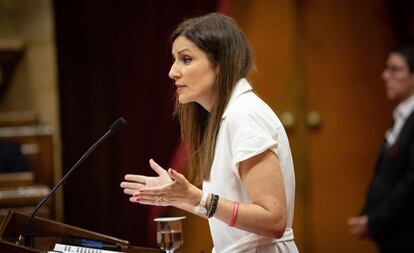 Lorena Roldán en una intervención en el último pleno del Parlament.
  