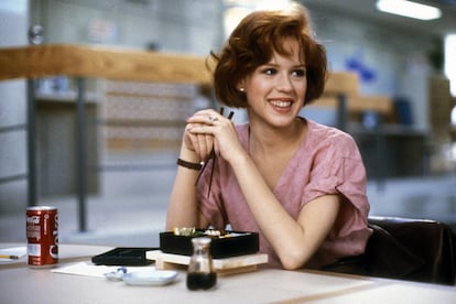 Molly Ringwald en 'El club de los cinco'.