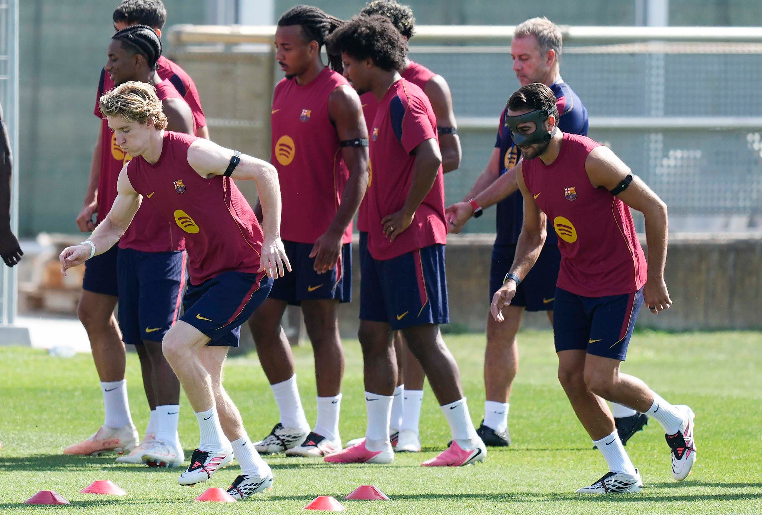 Barcelona - Feyenoord en directo | Flick introduce cinco cambios en el once