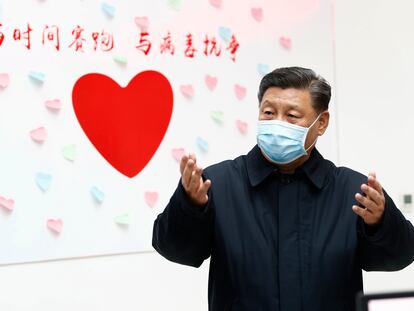 El presidente chino, Xi Jinping, durante una inspección a los trabajos contra el coronavirus