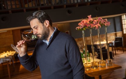 Mohamed Benabdallah, sumiller del Asador Etxebarri.
