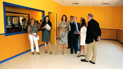 Figar, durante su visita a las obras del colegio Cortes de Cádiz en Sanchinarro.