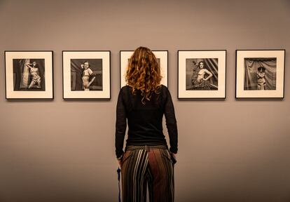 Fotografías de Susan Meiselas de la exposición de Bombas Gens.

