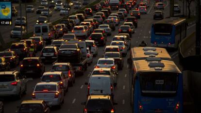 Tr&acirc;nsito em S&atilde;o Paulo. 