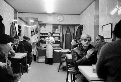 1:35 a.m., in Chinatown Restaurant, Nueva York. 1965–67