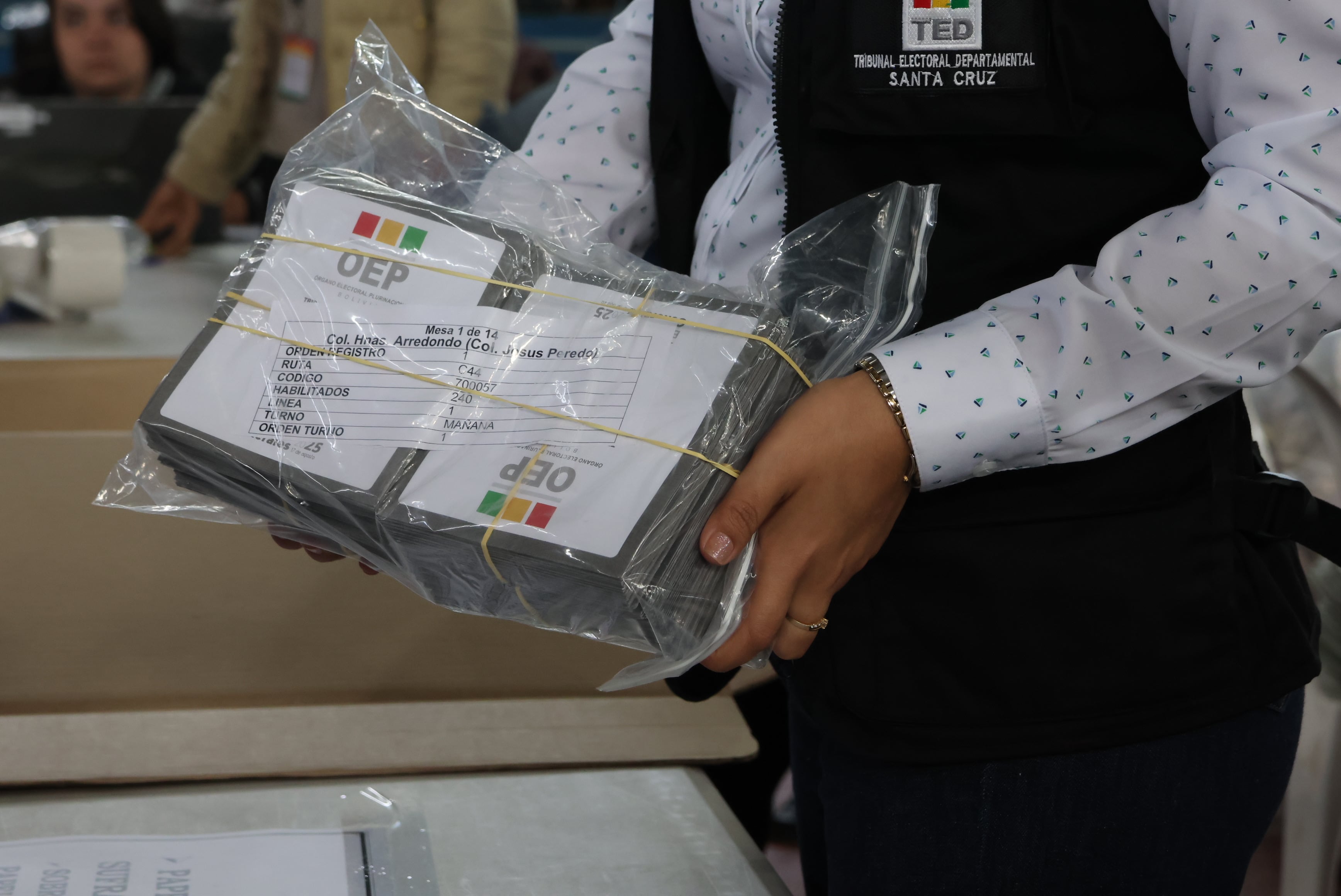 Las últimas encuestas en Bolivia prevén una segunda vuelta entre dos candidatos presidenciales de derecha