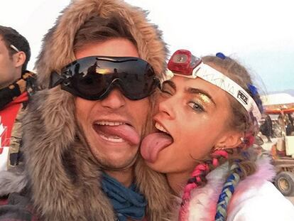 Motín «hooligan» contra los «parásitos ricos» en el festival Burning Man