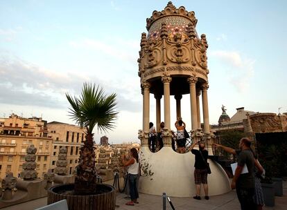 La terraza acoge el templete que se reconstruyó en la década de 1980.