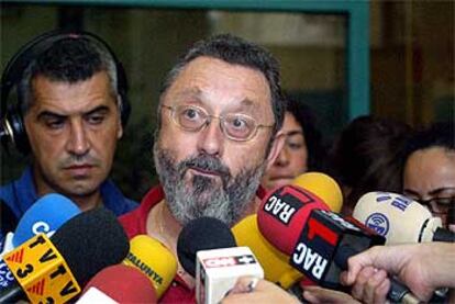 El gerente del IMSP, Joan Guix, confirma la existencia de dos casos más de legionela.