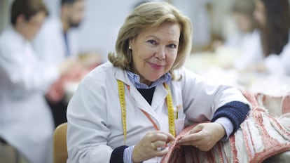 Loli Rodríguez, oficial de alta costura en el taller de Lorenzo Caprile