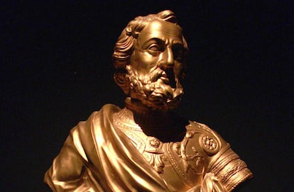 Busto de Hernán Cortés