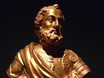 Busto de Hernán Cortés