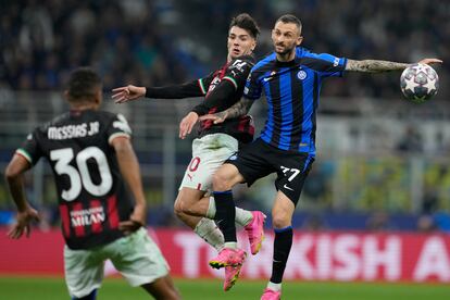 Brahim Diaz y Marcelo Brozovic en un momento del partido.