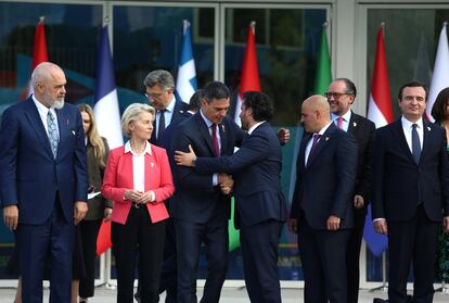 Albania's Prime Minister Edi Rama, European Commission President Ursula von der Leyen, Spanish Prime Minister Pedro Sanchez and Montenegro's Prime Minister Dritan Abazovic pose for a photo during the Berlin Process - Leaders' Summit in Tirana, Albania, 16 October 2023