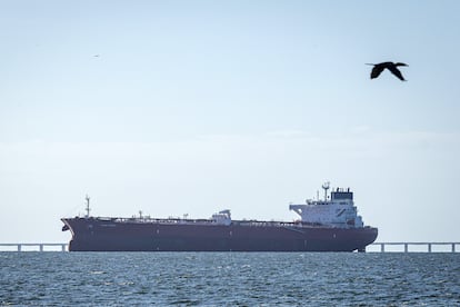 Buque petrolero en Maracaibo (Venezuela), el 21 de enero.