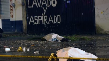 The bodies of two dead students in Guerrero.