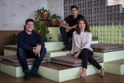 Guillermo Villegas, Carlos Daniel Salinas y Laurène Maire, fundadores de Luuna.
