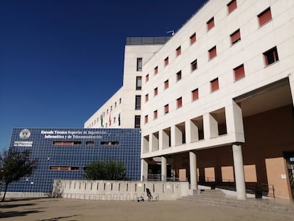 La Escuela Técnica Superior de Ingeniería Informática y de Telecomunicaciones de la Universidad de Granada. /UGR