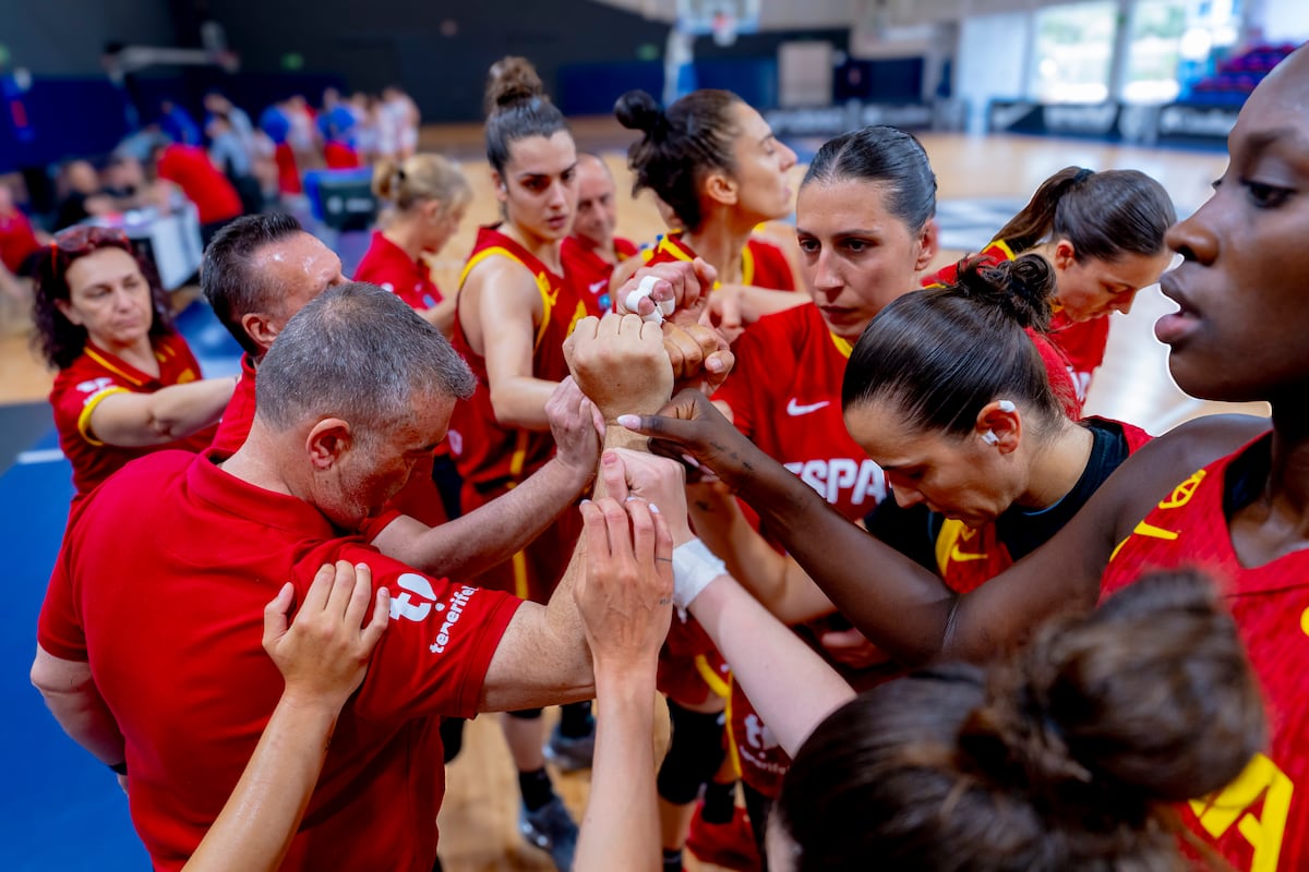 Women’s Basketball: Inside the Team & the Heart of the Game