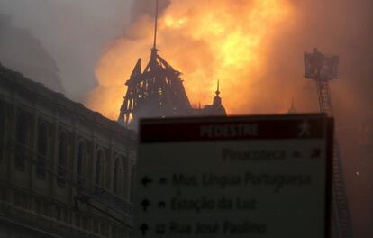 Como o museu é fechado a visitação às segundas-feiras, não havia muita gente no local. O Corpo de Bombeiros confirmou apenas uma vítima: o brigadista que atuava no local morreu após uma parada cardiorrespiratória,