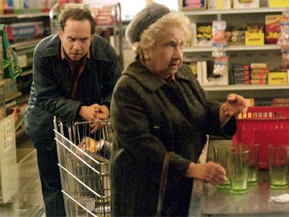 Paul Giamatti y Sylvia Kauders, en <i>American splendor.<i>