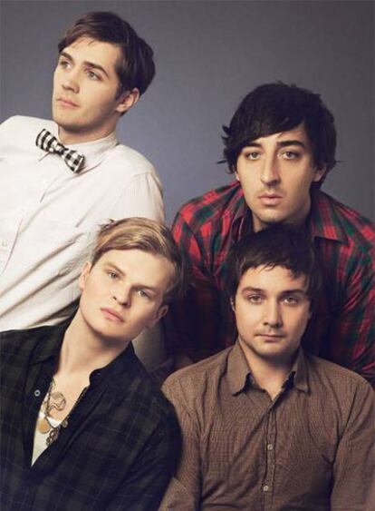 Los cuatro miembros de la banda de pop Grizzly Bear.