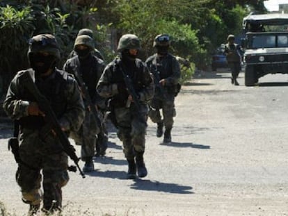Militares durante un operativo en Coahuila, al norte de México.