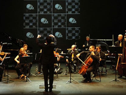 Interpretación de <i>La canción de la tierra</i>, de Mahler, con el tenor Manuel Cid, en el Círculo de Bellas Artes.