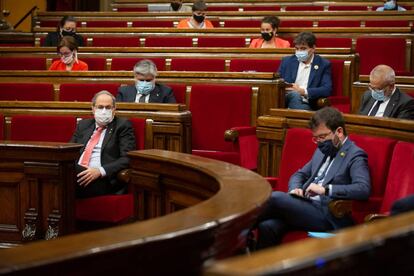 Quim Torra i Pere Aragonès al Parlament. 