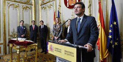 Rafael Catalá durante la toma de posesión del abogado general del Estado.