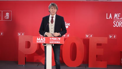 Carlos Martínez, durante la rueda de prensa en Soria de la presentación de su candidatura. 