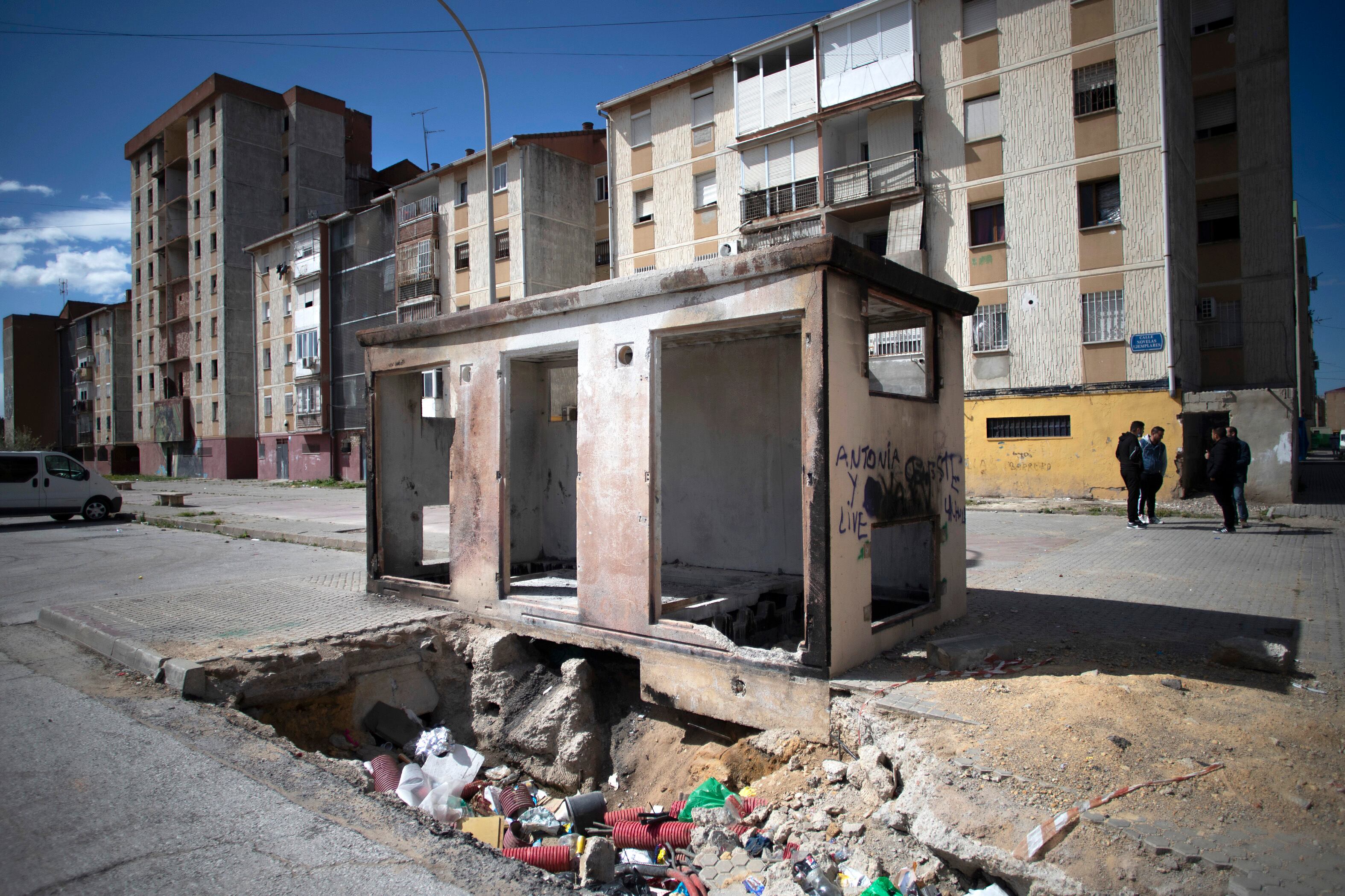 Un detalle de las Tres Mil Viviendas de Sevilla, en abril pasado.